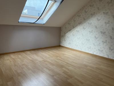 Maison traditionnelle - 100 m² - 5 pièces