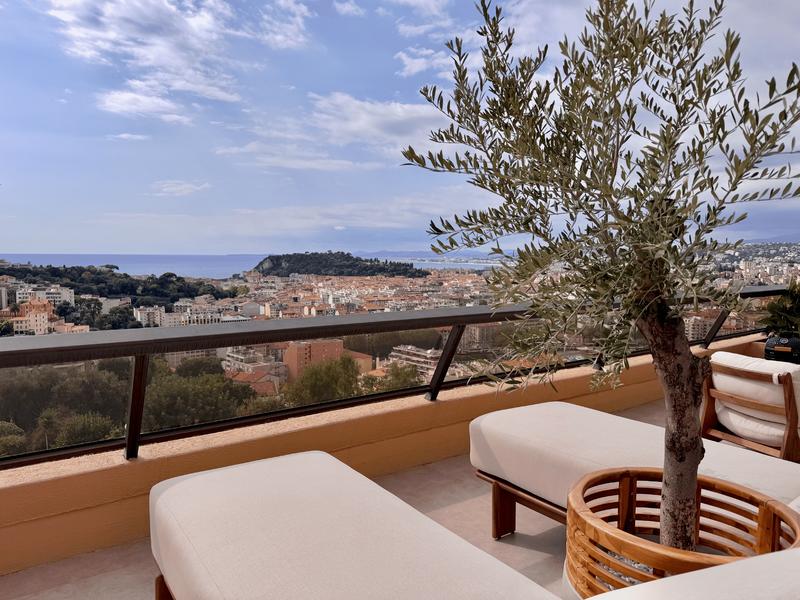 Appartement - 80 m² - 3 pièces