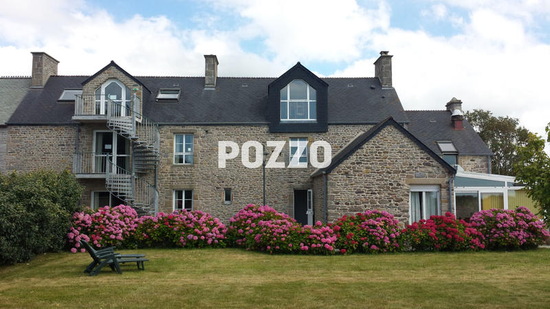 Maison - 394 m² - 16 pièces