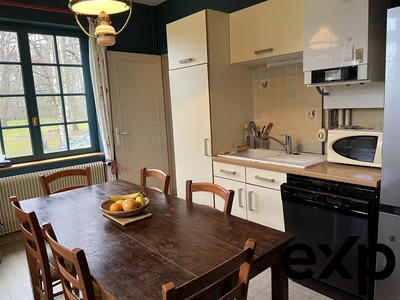 Maison - 237 m² - 10 pièces