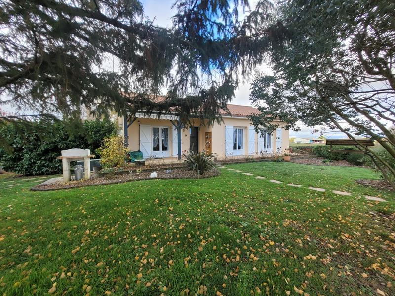 Maison - 106 m² - 4 pièces