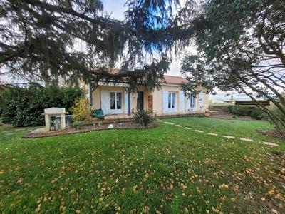 Maison - 106 m² - 4 pièces
