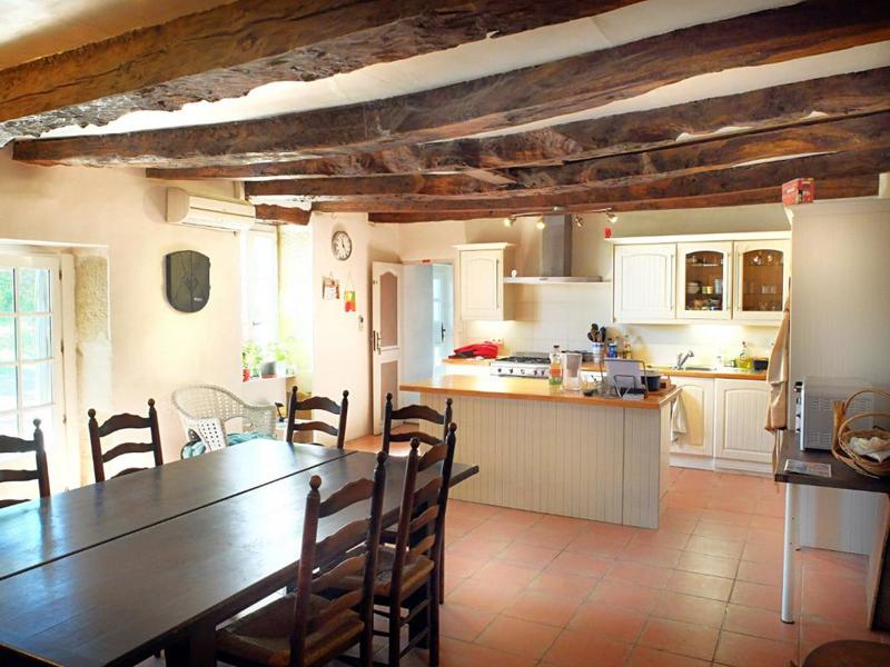 Maison en pierre - 284 m² - 8 pièces