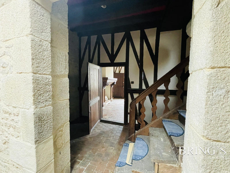 Immeuble - 160 m² - 2 pièces