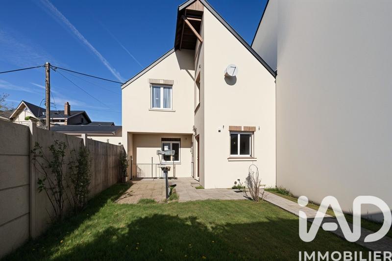 Maison - 97 m² - 4 pièces