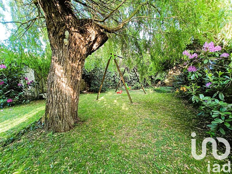 Maison - 210 m² - 6 pièces