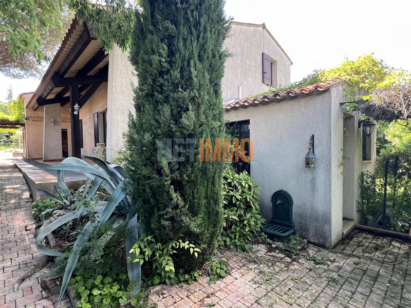 Villa - 172 m² - 5 pièces