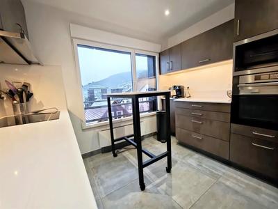 Appartement - 102 m² - 5 pièces