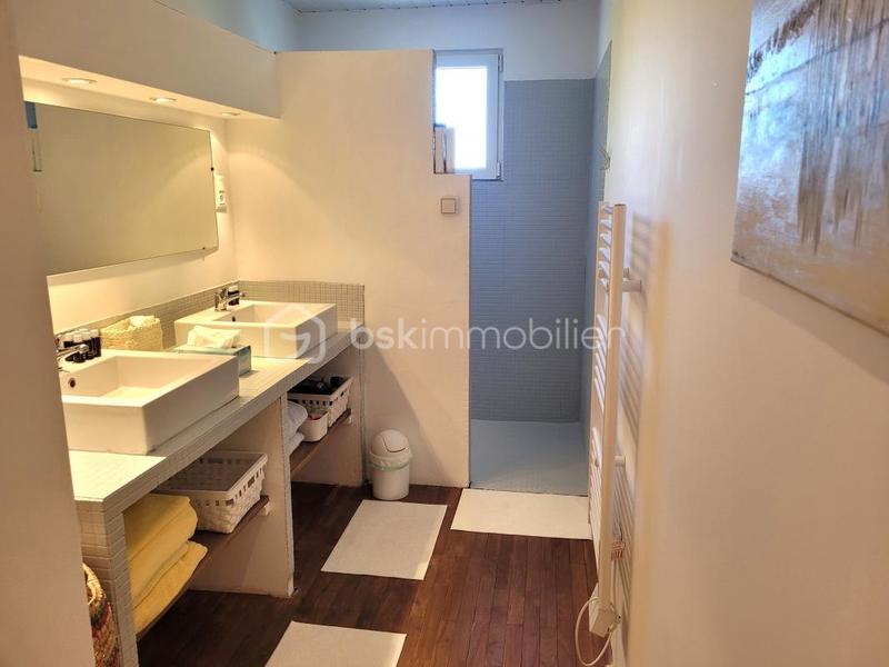 Maison de village - 180 m² - 7 pièces