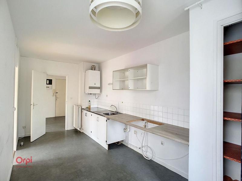 Appartement - 81 m² - 3 pièces