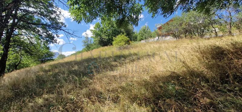 Terrain constructible - 950 m²