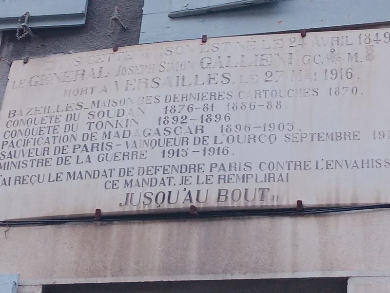 Maison ancienne - 270 m² - 8 pièces