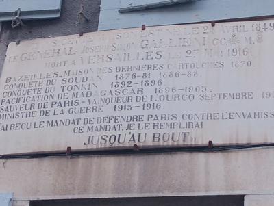 Maison ancienne - 270 m² - 8 pièces