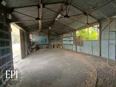 Local d'activités - 600 m²