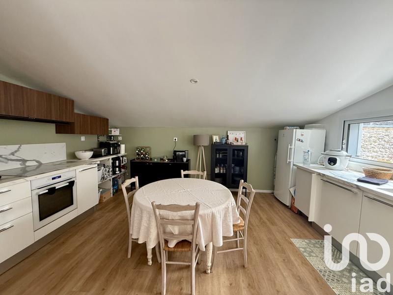 Maison - 210 m² - 7 pièces