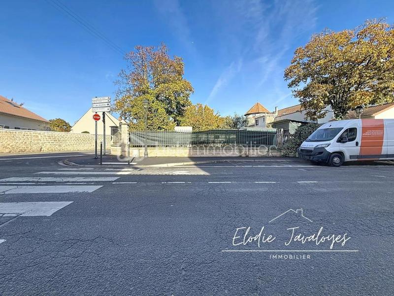 Immeuble - 250 m² - 10 pièces