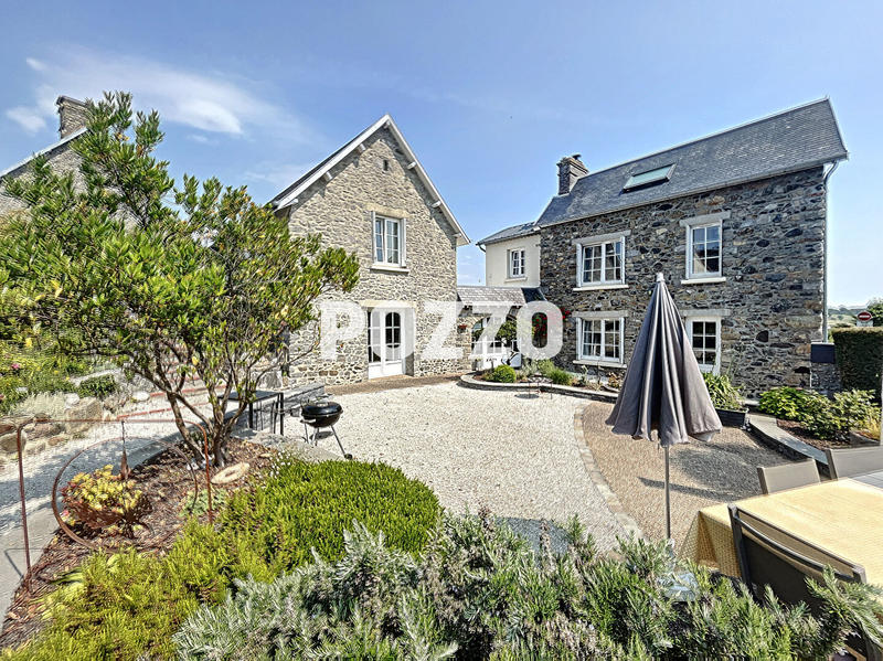 Maison - 147 m² - 7 pièces