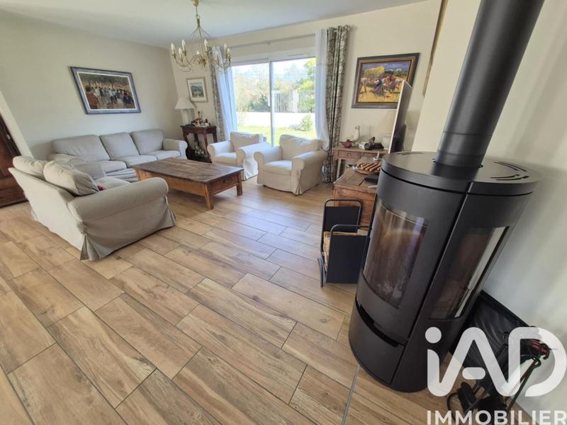 Maison - 204 m² - 7 pièces