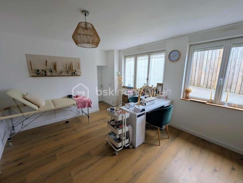 Maison - 189 m² - 8 pièces