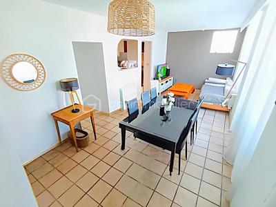 Appartement - 70 m² - 3 pièces