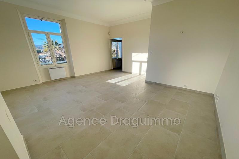 Maison - 96 m² - 5 pièces