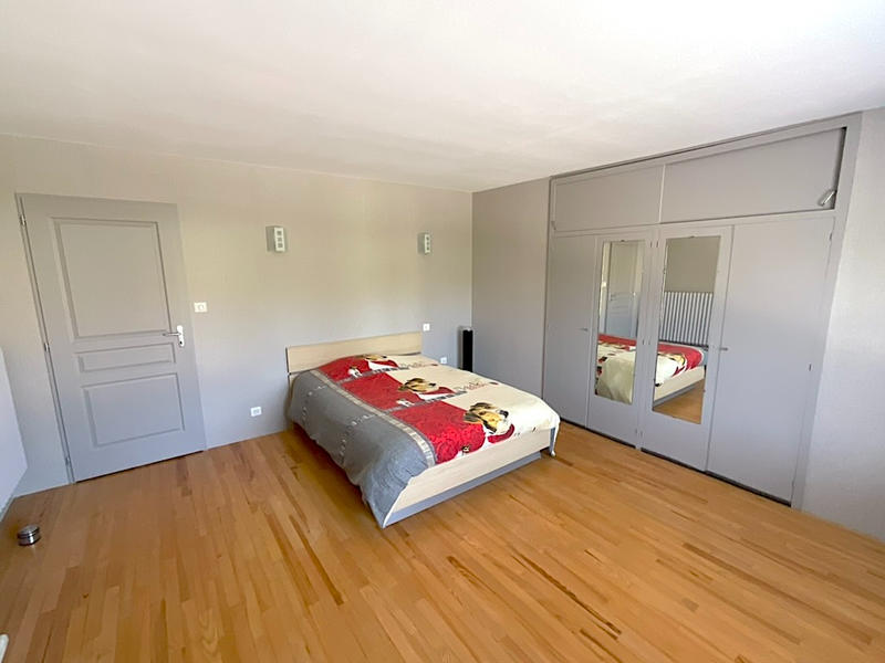 Maison - 166 m² - 6 pièces