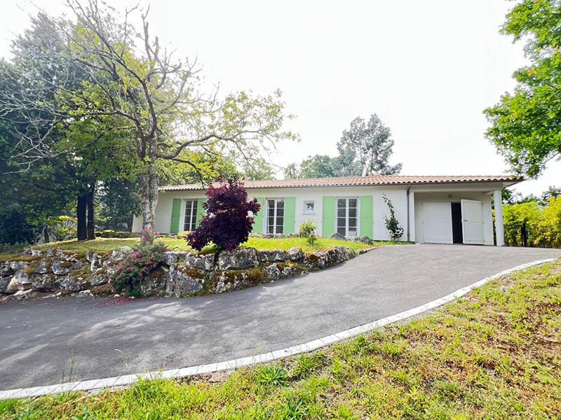 Maison - 108 m² - 4 pièces