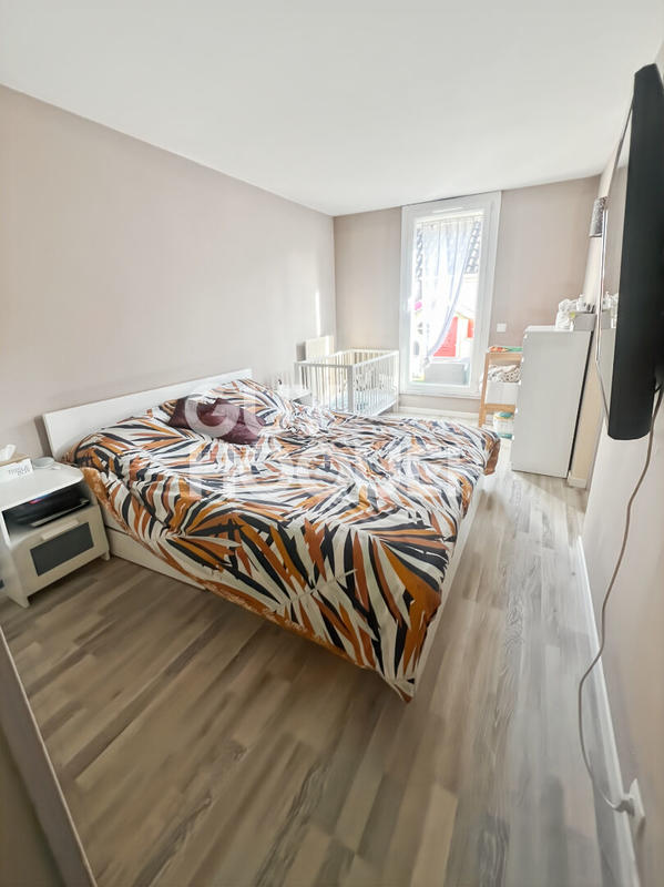 Appartement - 94 m² - 4 pièces