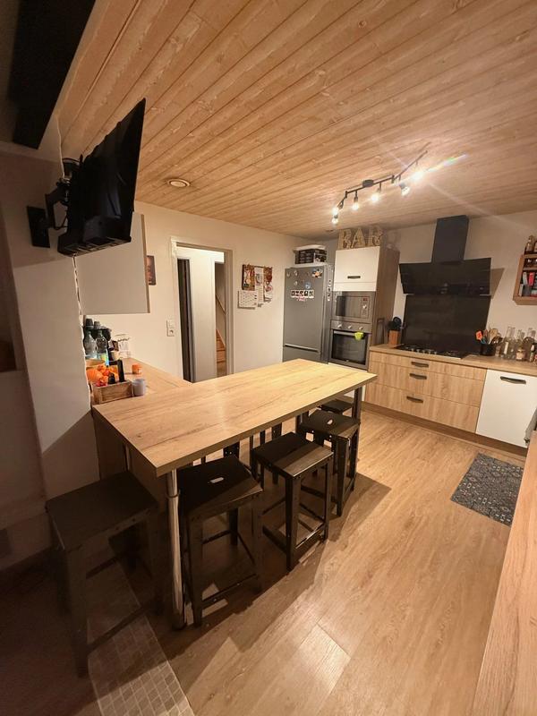 Maison - 138 m² - 8 pièces