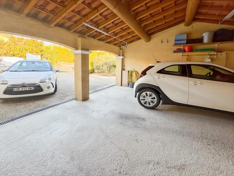 Villa - 143 m² - 6 pièces