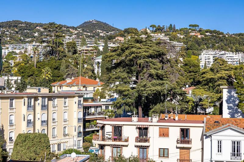 Appartement - 97 m² - 4 pièces