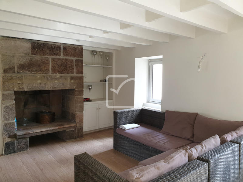 Propriété - 250 m² - 15 pièces