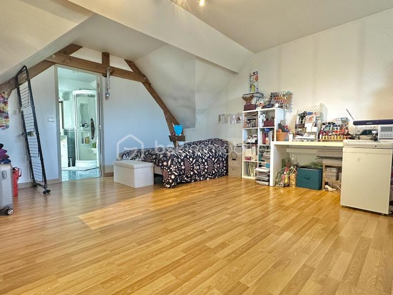 Maison - 85 m² - 8 pièces