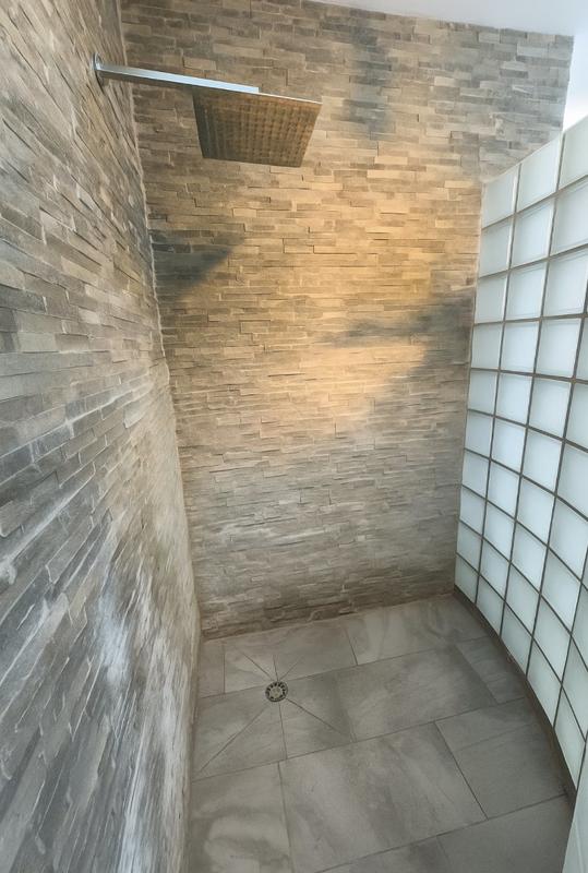 Maison - 205 m² - 6 pièces