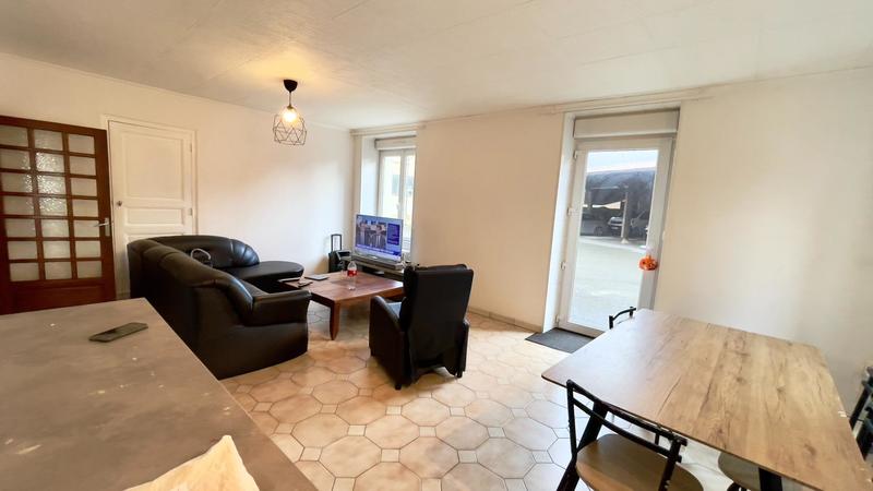 Maison de village - 298 m² - 14 pièces