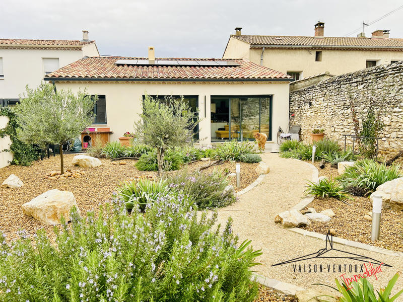 Maison - 92 m² - 4 pièces