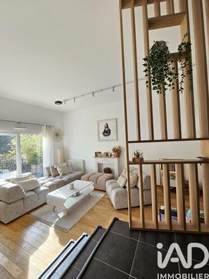 Maison - 143 m² - 5 pièces