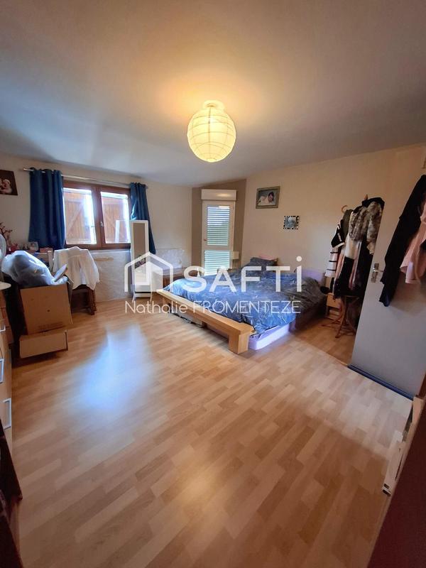 Maison - 183 m² - 5 pièces