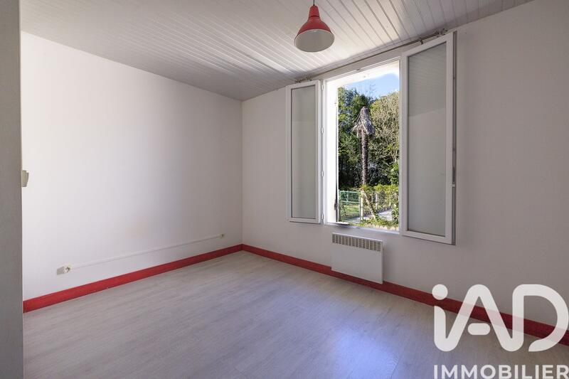 Maison - 141 m² - 7 pièces