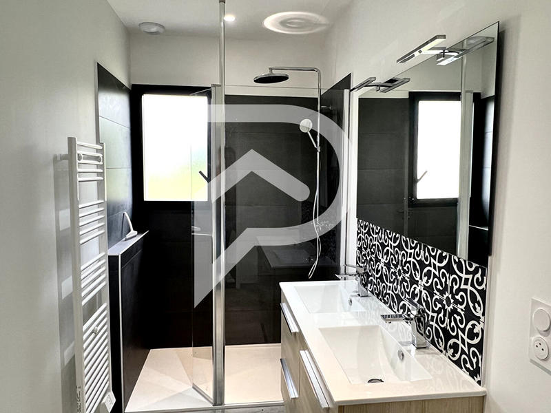 Maison - 120 m² - 4 pièces