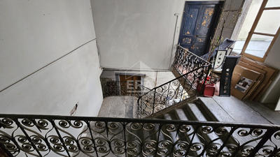 Maison - 400 m² - 20 pièces