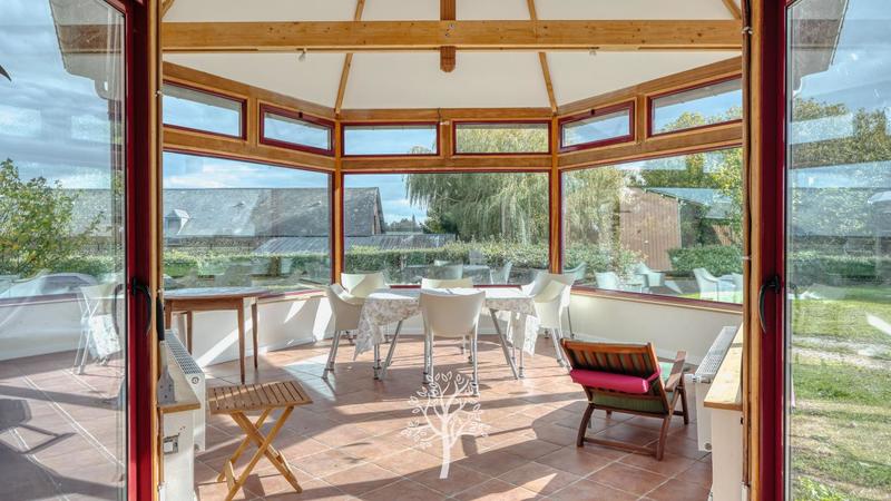 Propriété - 390 m² - 7 pièces