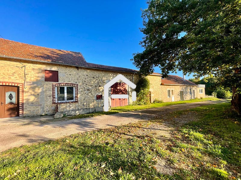 Demeure - 257 m² - 8 pièces