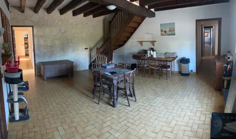 Maison - 258 m² - 9 pièces