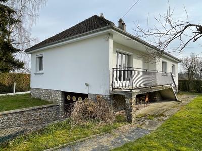 Maison - 85 m² - 5 pièces