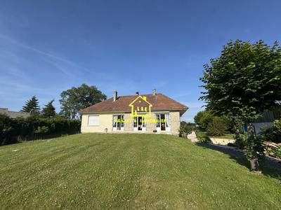 Maison - 95 m² - 4 pièces