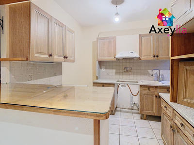 Maison - 157 m² - 8 pièces