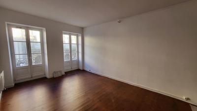 Immeuble - 183 m² - 7 pièces