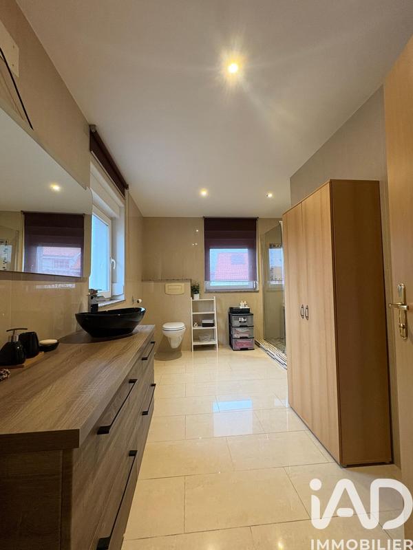 Maison - 163 m² - 6 pièces