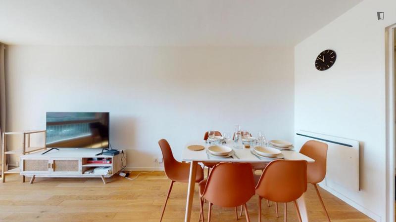 Chambre - 15 m² - 5 pièces